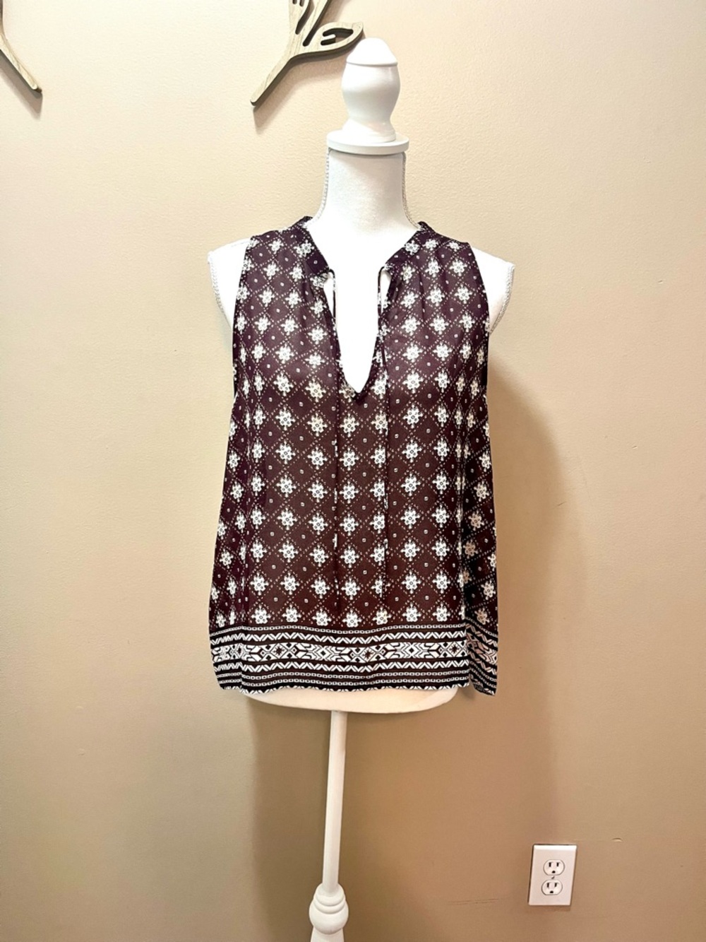 Aeropostale Boho Sleeveless Maroon Blouse Size XL